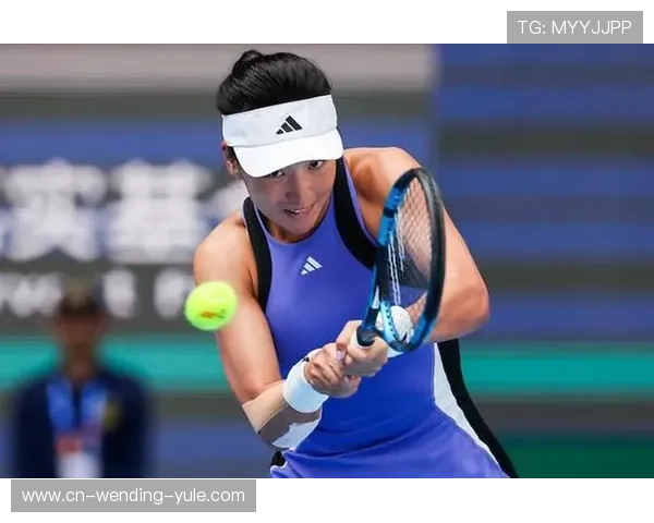 网球赛场最新动态：顶尖选手激烈角逐大满贯冠军风云